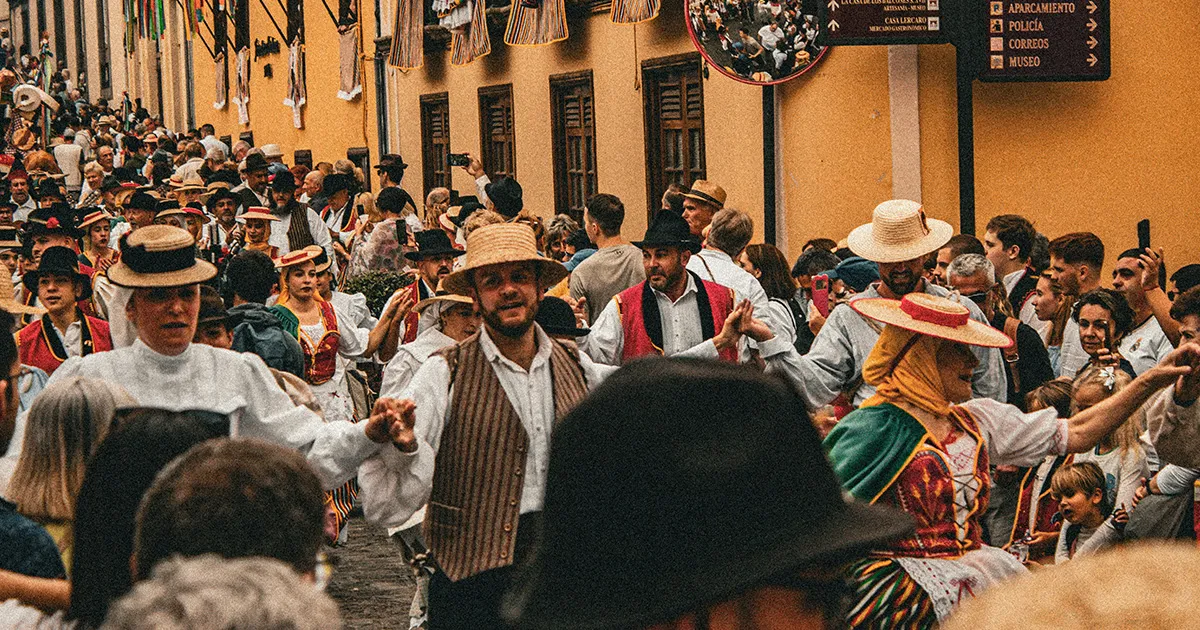 La misma palabra española con sentidos distintos en España y en América Latina