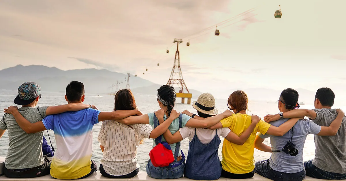 Person learning vocabulary with the Vokabulo app