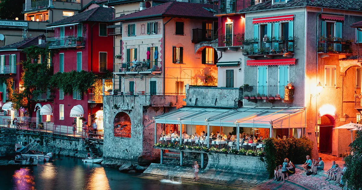 Collection of Italian filler words and conversational expressions